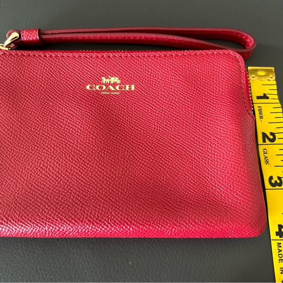 Coach wristlet - Picture 2 of 4